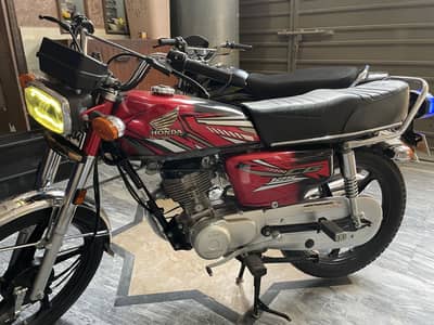 Honda CG 125 2023