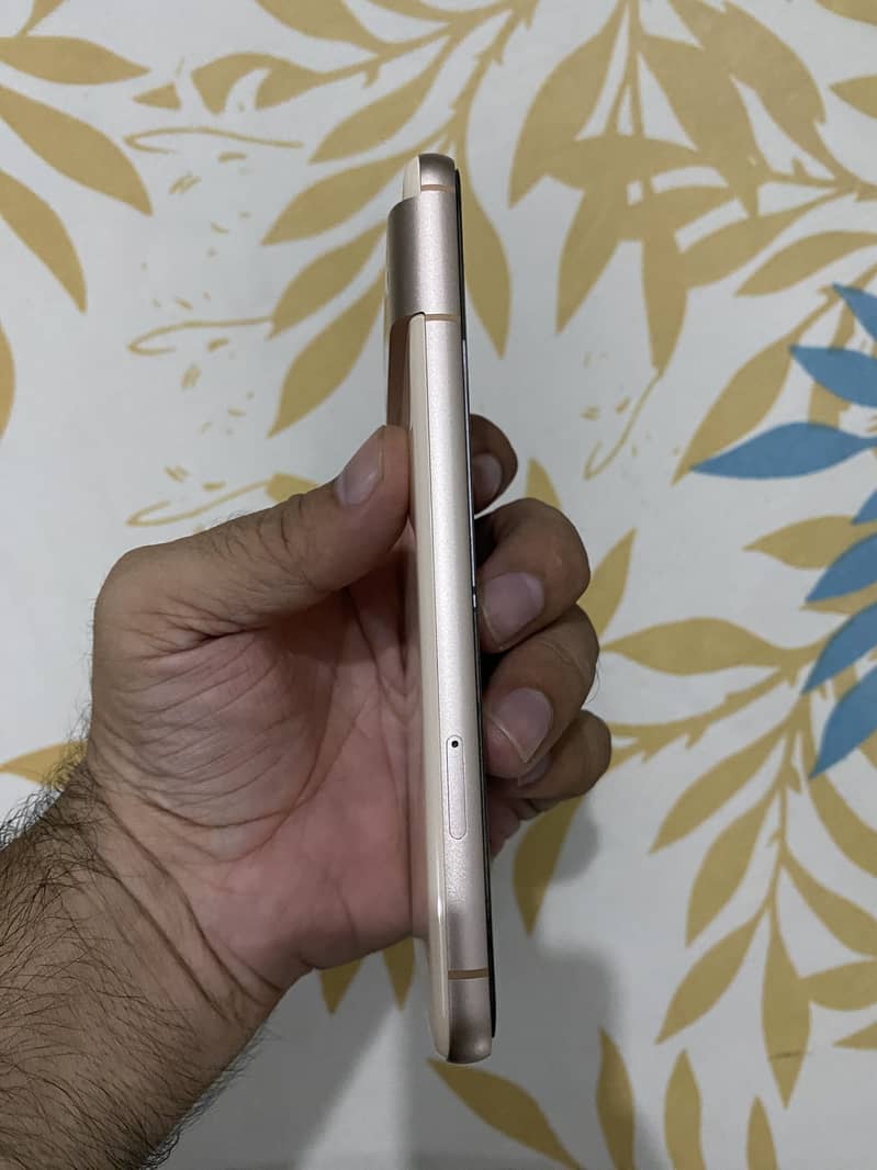 Google Pixel 8 0