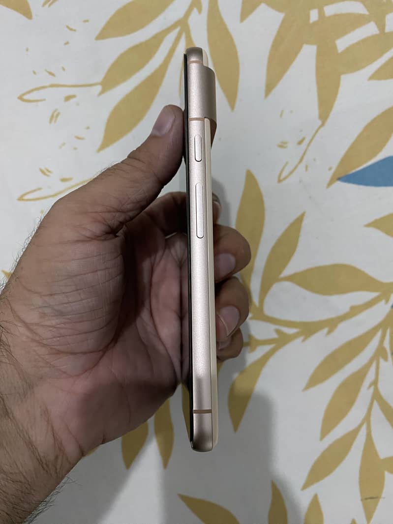 Google Pixel 8 1