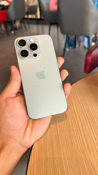 Apple iPhone 15 Pro