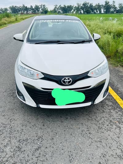 Toyota Yaris gli auto 2021 phon 03007760944