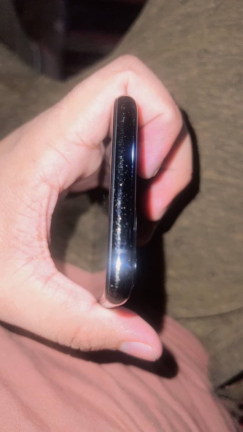 Apple iPhone 11 Pro 1