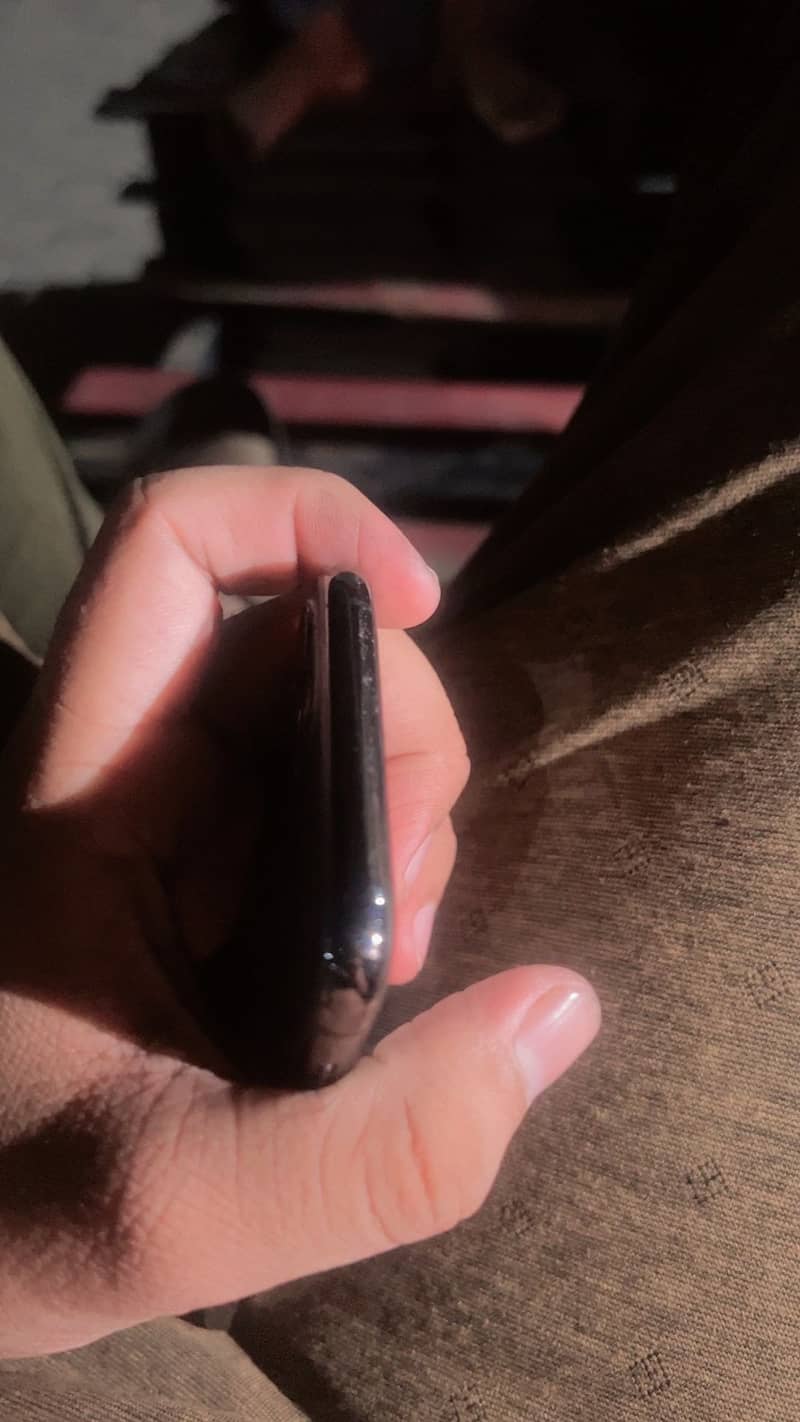 Apple iPhone 11 Pro 8