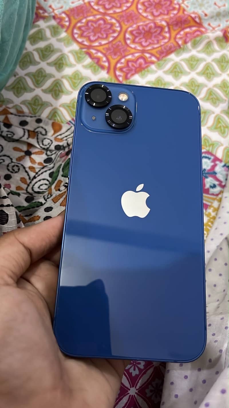 Apple iPhone 13 3