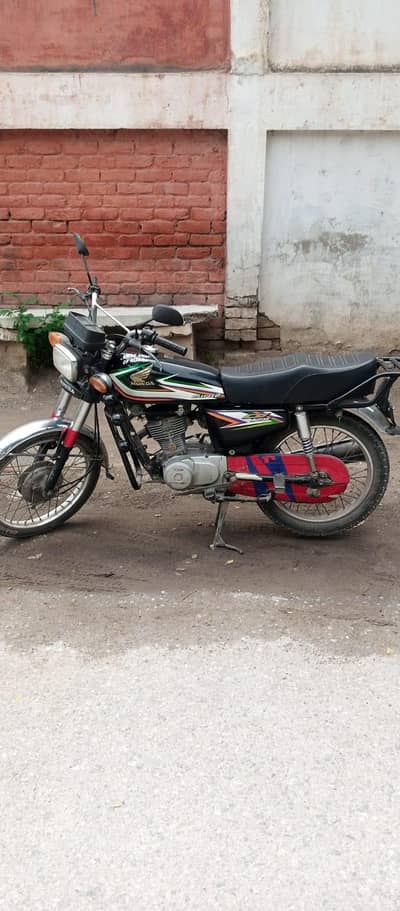 full genuine and first class bike