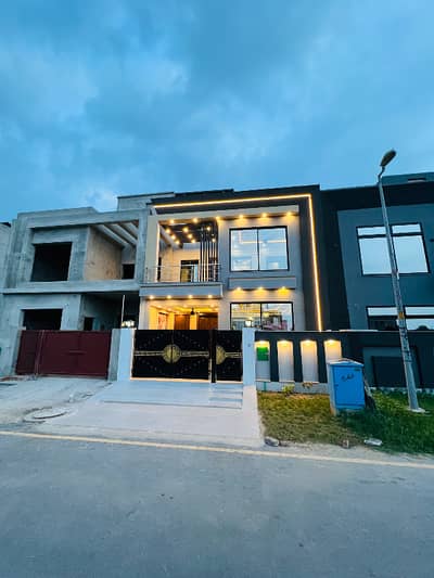 Brand New Luxury 5 Marla Designer House With Modern Elevation & Premium Finishes!