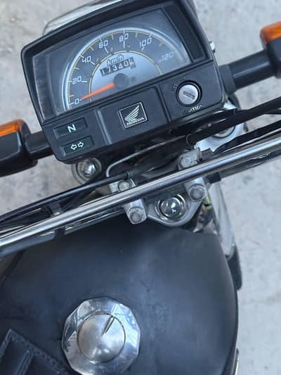 neat and clean bike first owner biometric on the spot price is ne