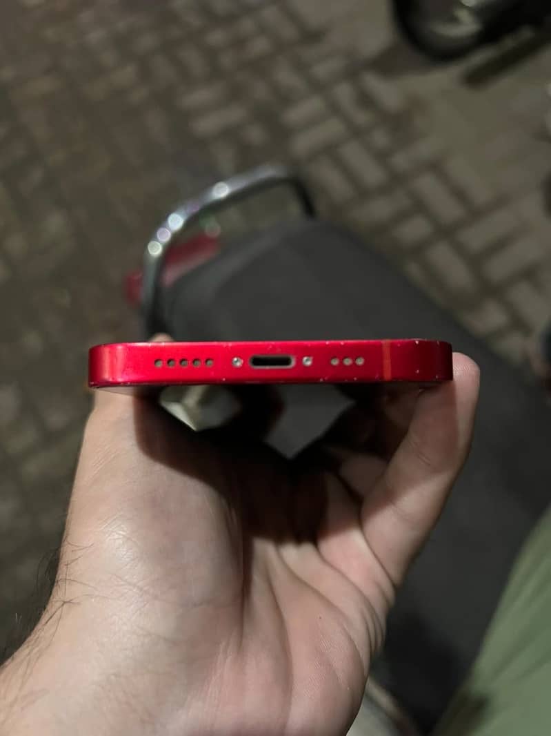 Apple iPhone 14 6