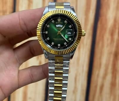 green color watch
