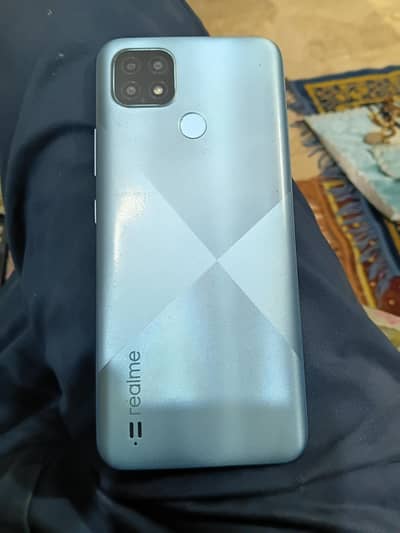 Realme C21