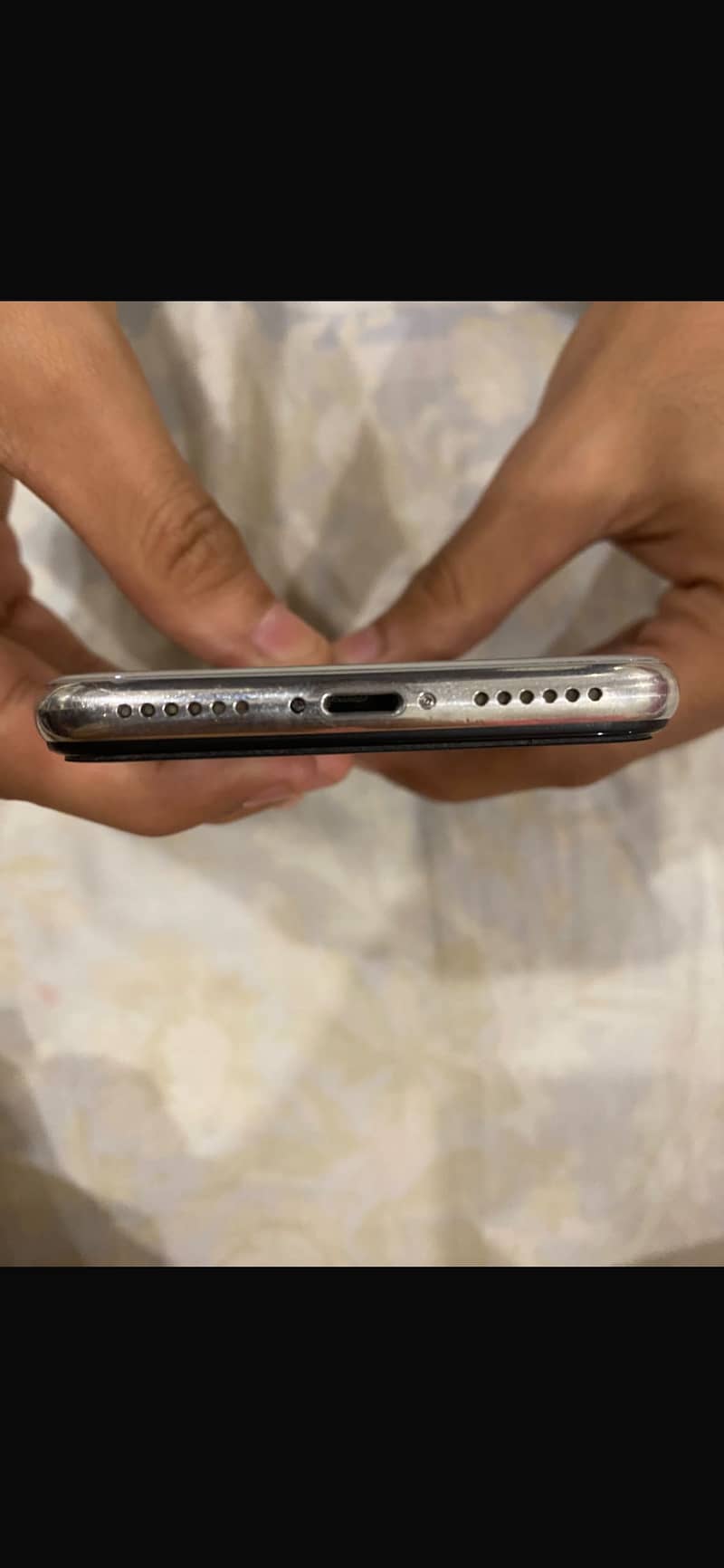 Apple iPhone X 4