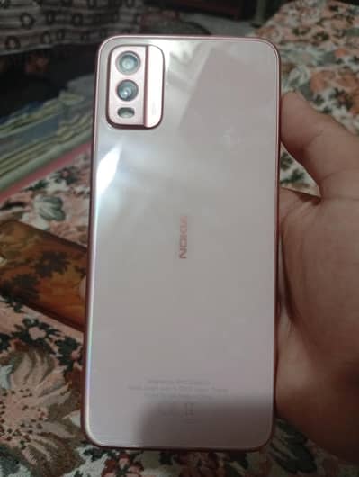 Nokia C32