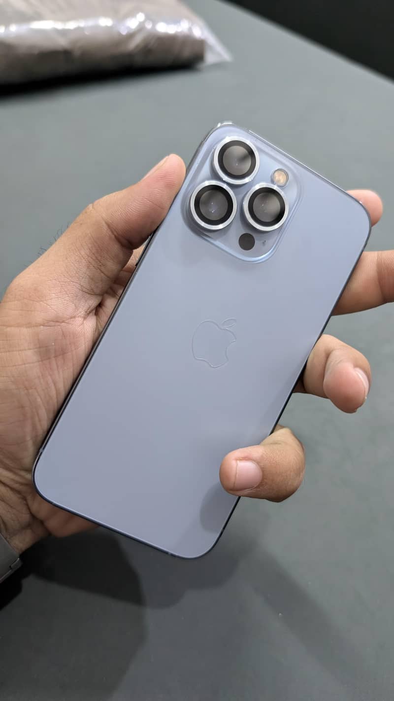 Apple iPhone 13 Pro 0