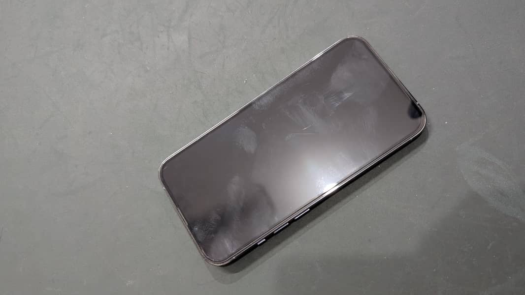 Apple iPhone 13 Pro 2
