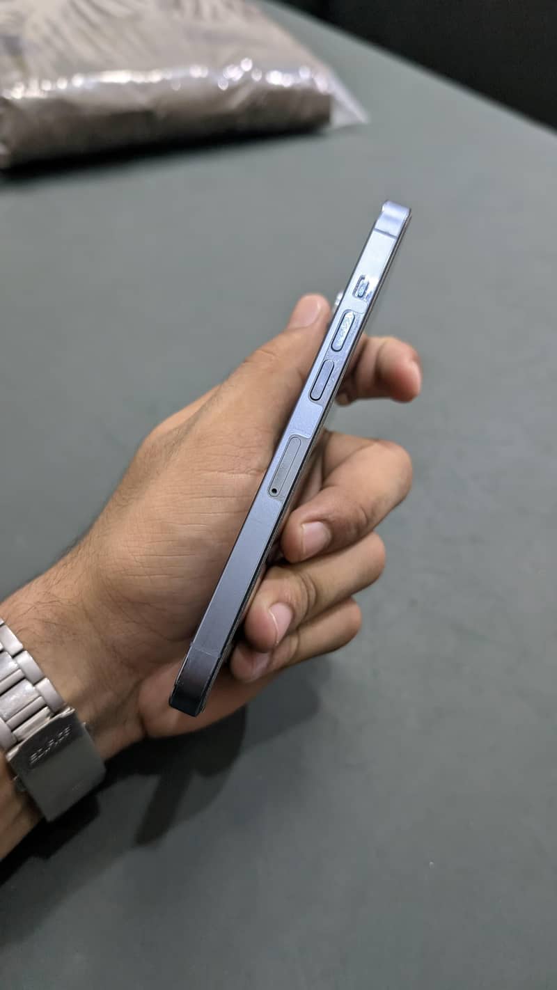 Apple iPhone 13 Pro 6