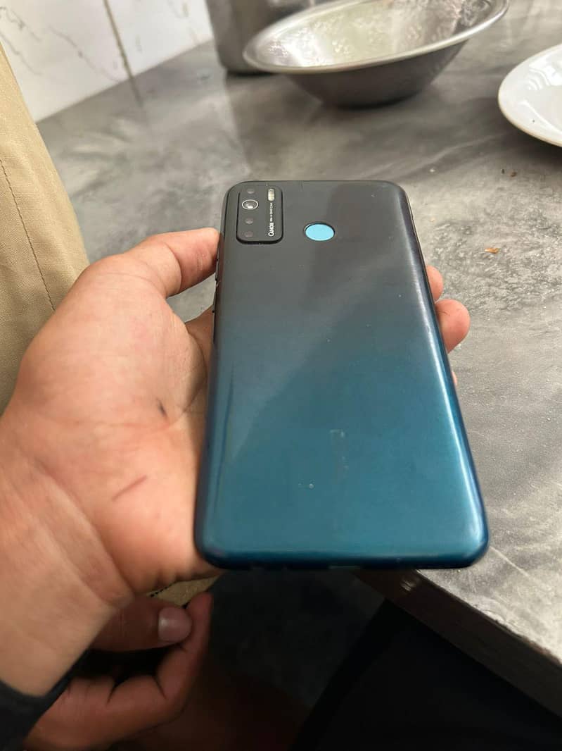 Tecno CAMON 15 0