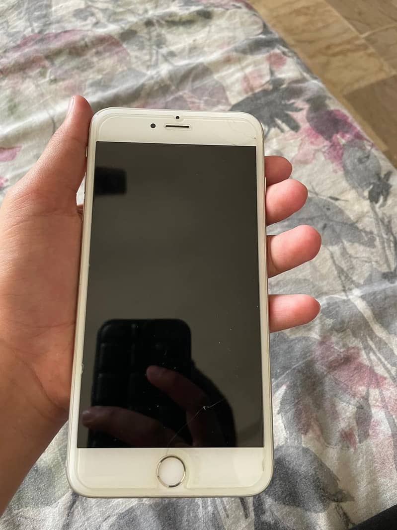 Apple iPhone 6 Plus 5