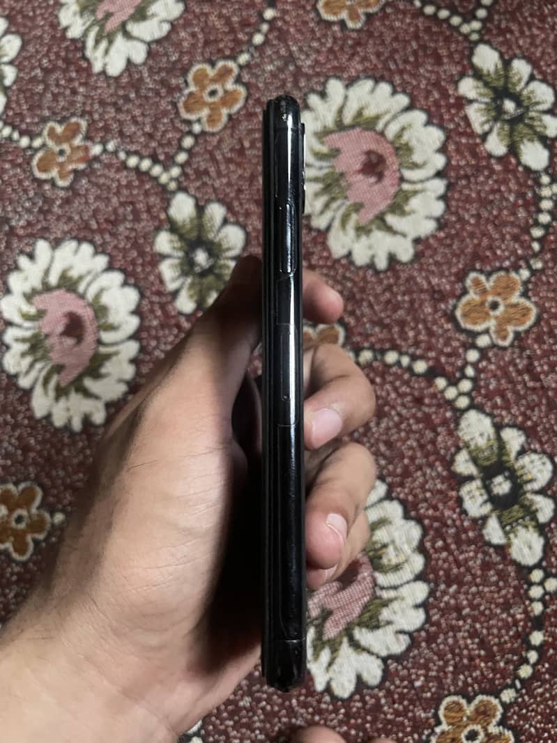 Apple iPhone X 0