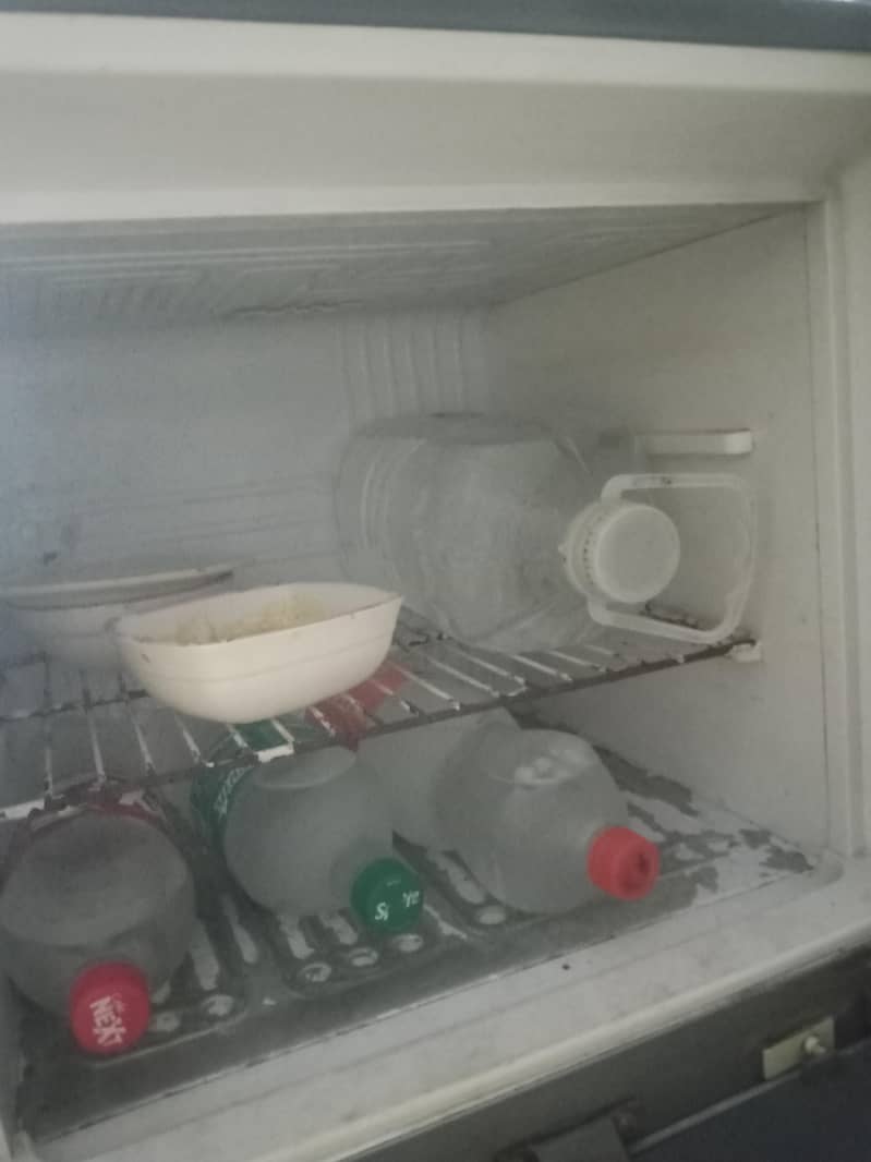 refrigerator 1
