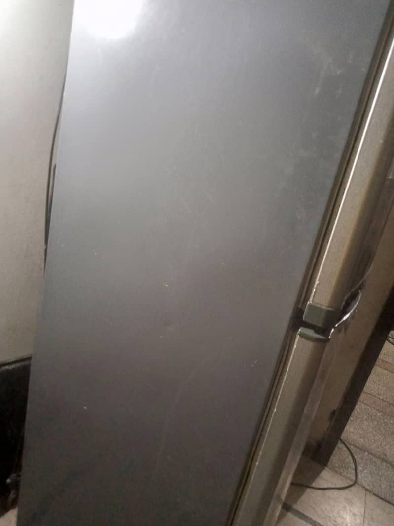 refrigerator 3