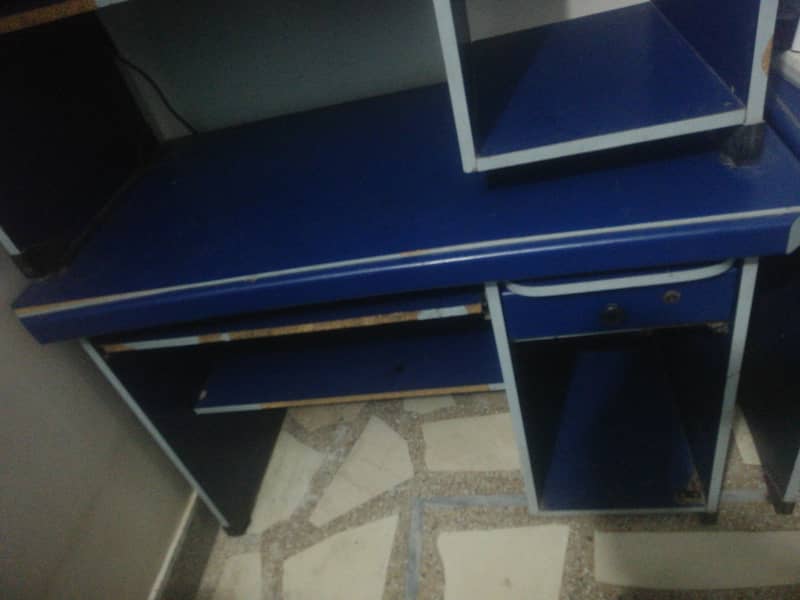 2in 1 table study and computer both 4