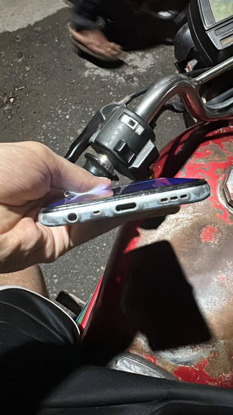 OPPO A16 3