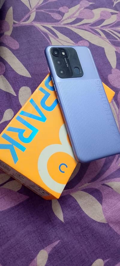 Tecno Spark 8C