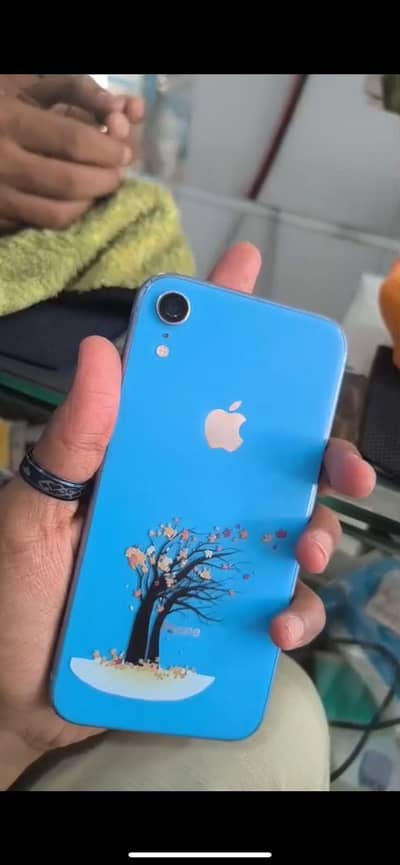 Apple iPhone XR
