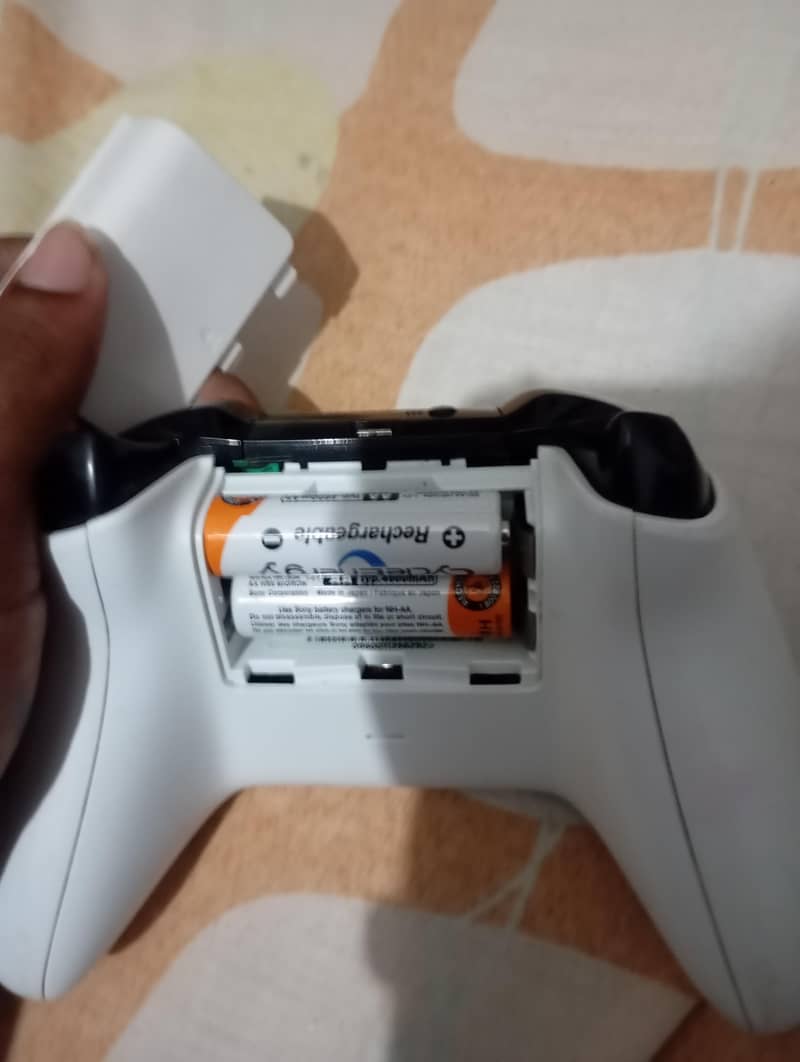 xbox controller only 3