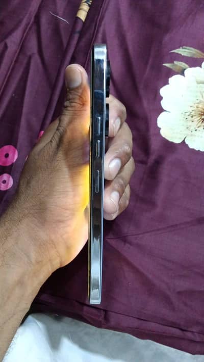 Tecno CAMON 20