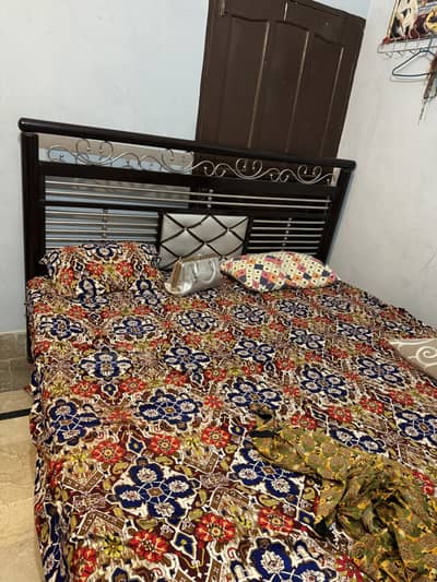 Iron bed king size with accessories hyderbad Jamshoro