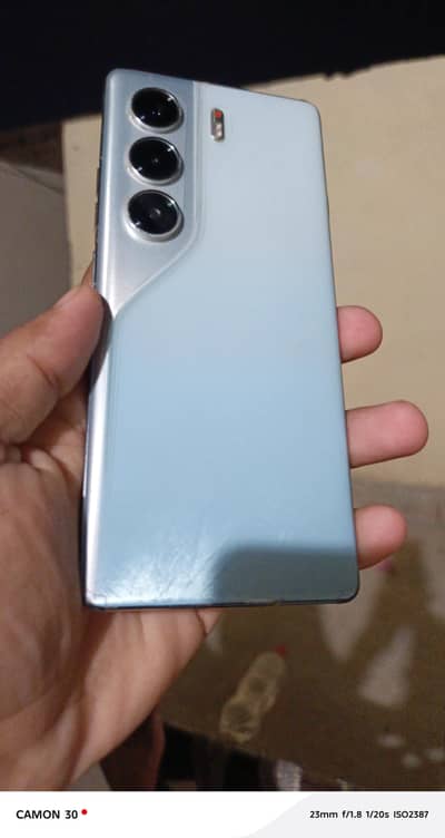 Tecno CAMON 40 Pro
