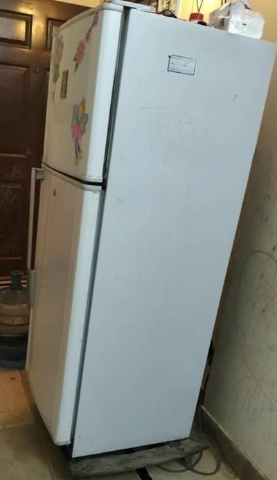 dawlance refrigerator