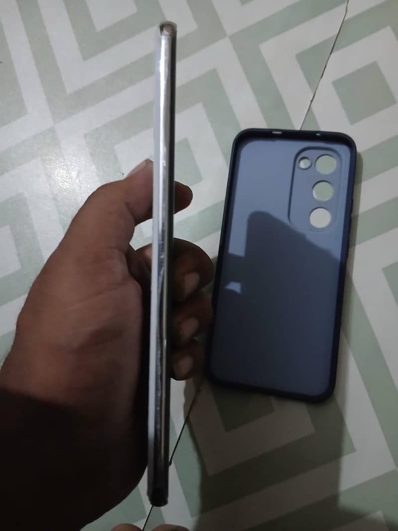 Tecno spark 40 pro plus 3