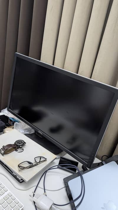 Dell 4K UHD LCD P2715Q