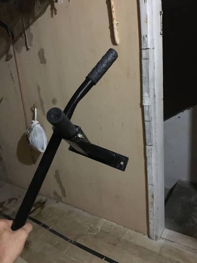 Pull up bar