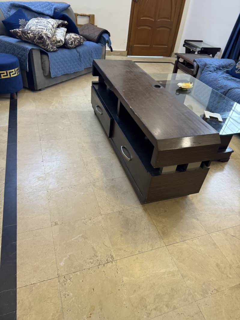 Tv console 0