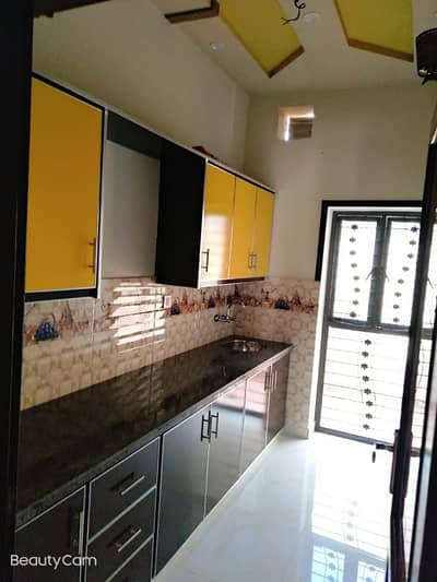 VIP beautiful 5 Marla portion is available for rent in sabzazar Lahore