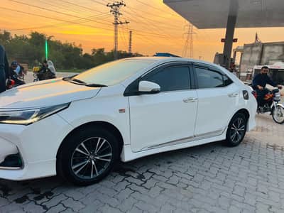 Toyota Altis Grande 1.8  2018
