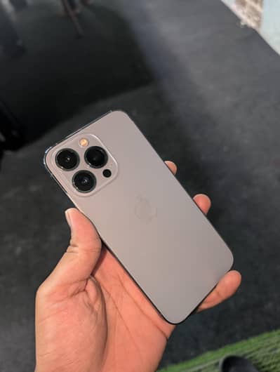 Apple iPhone 13 Pro
