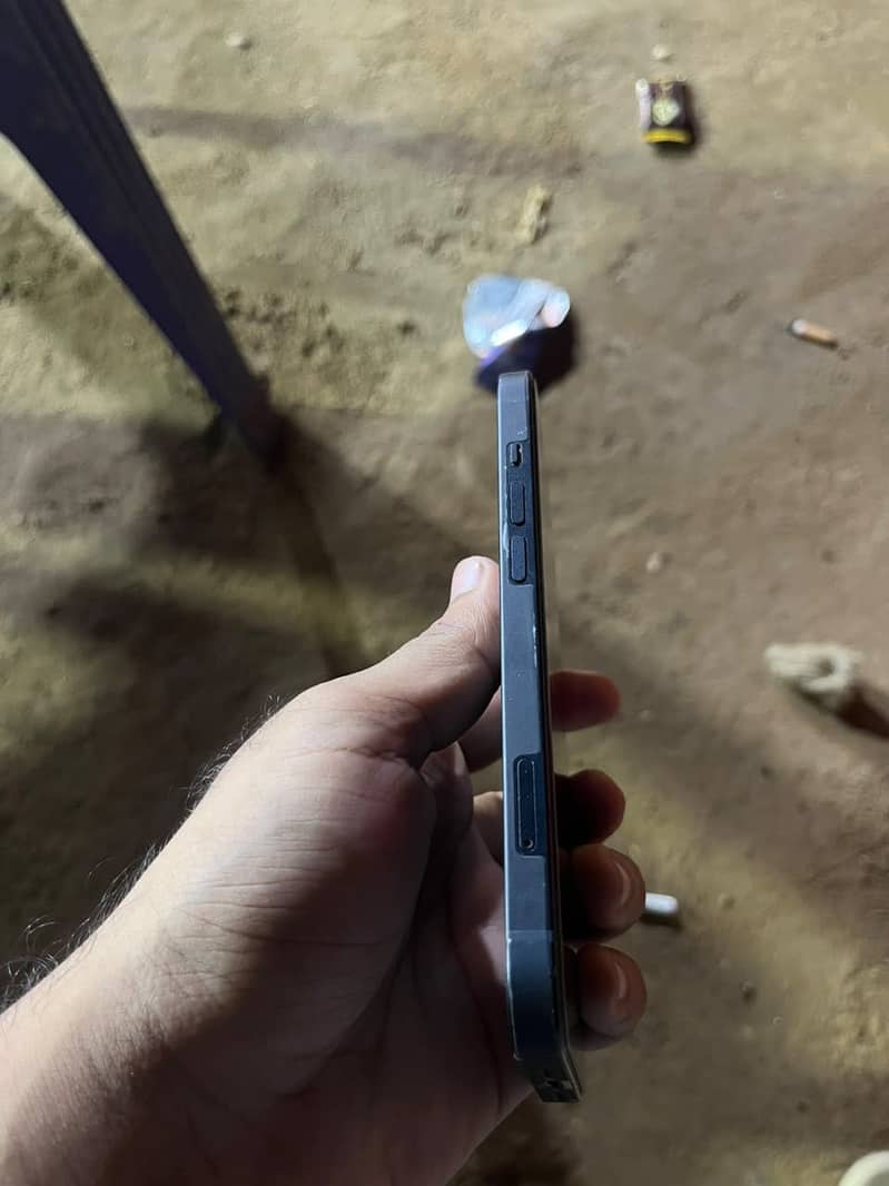 Apple iPhone 14 1