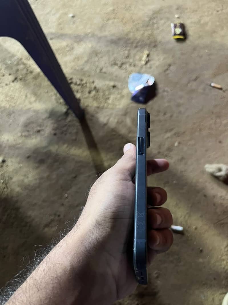 Apple iPhone 14 2