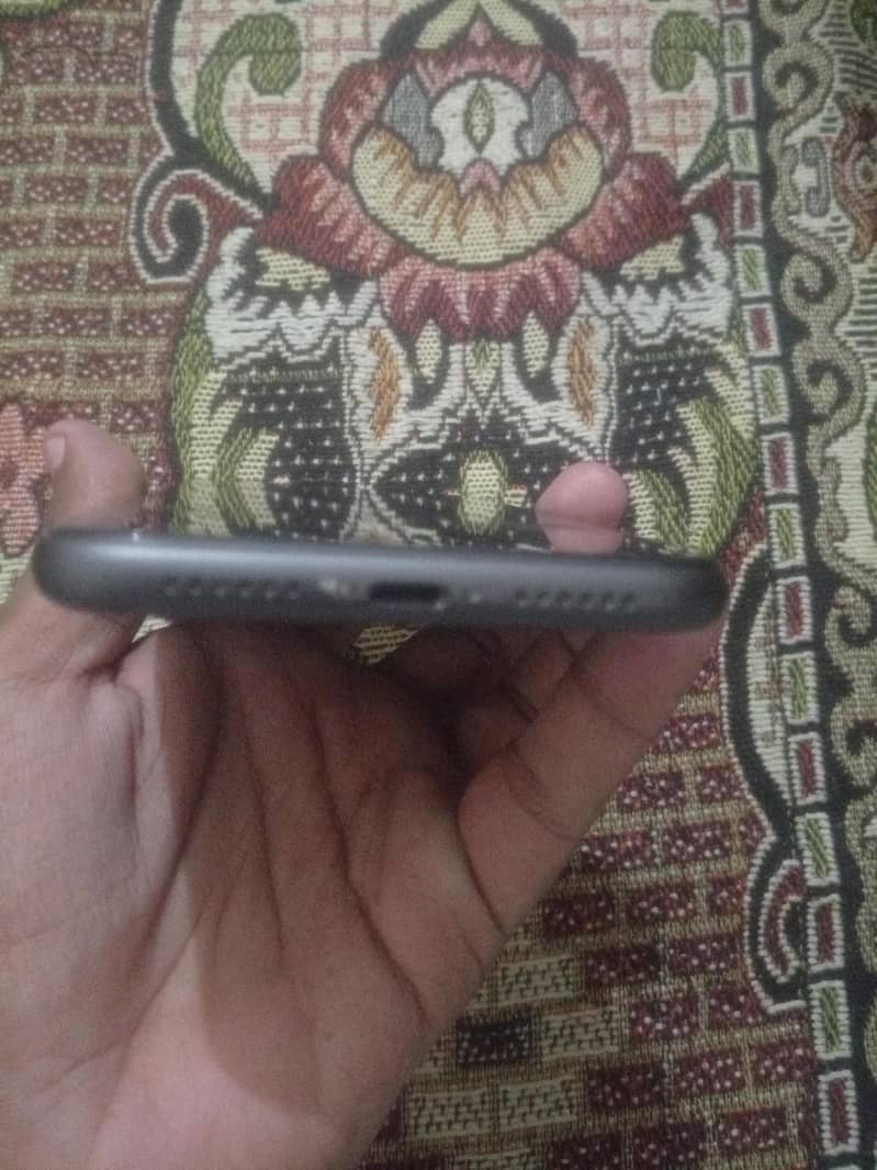 iphone 11 4