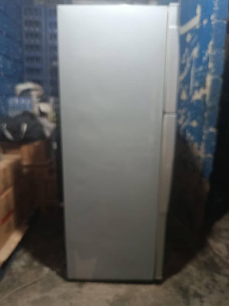 Hitachi 4