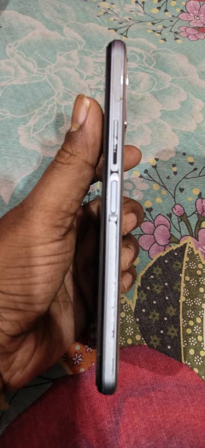 Vivo y21 IMEI match box original charger lcd glass crack touch ok