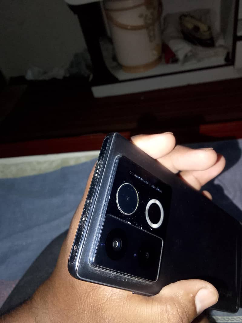 Infinix Note 40 Pro 3