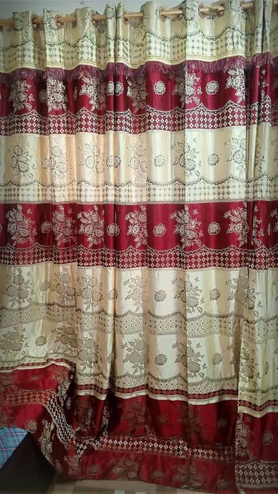 Brand New Heavy Printed Curtains Set (9 Feet Height - 7 Pcs)