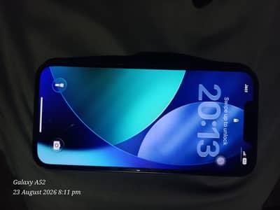 Apple iPhone 13