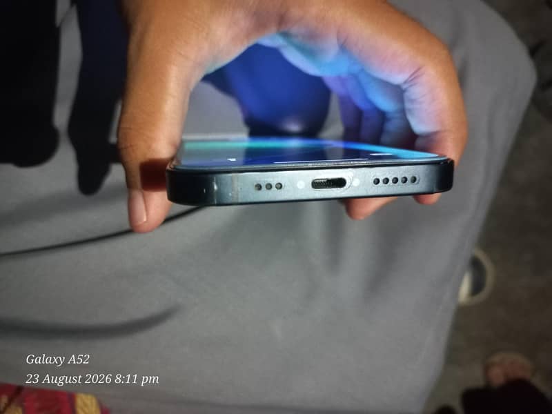 Apple iPhone 13 1