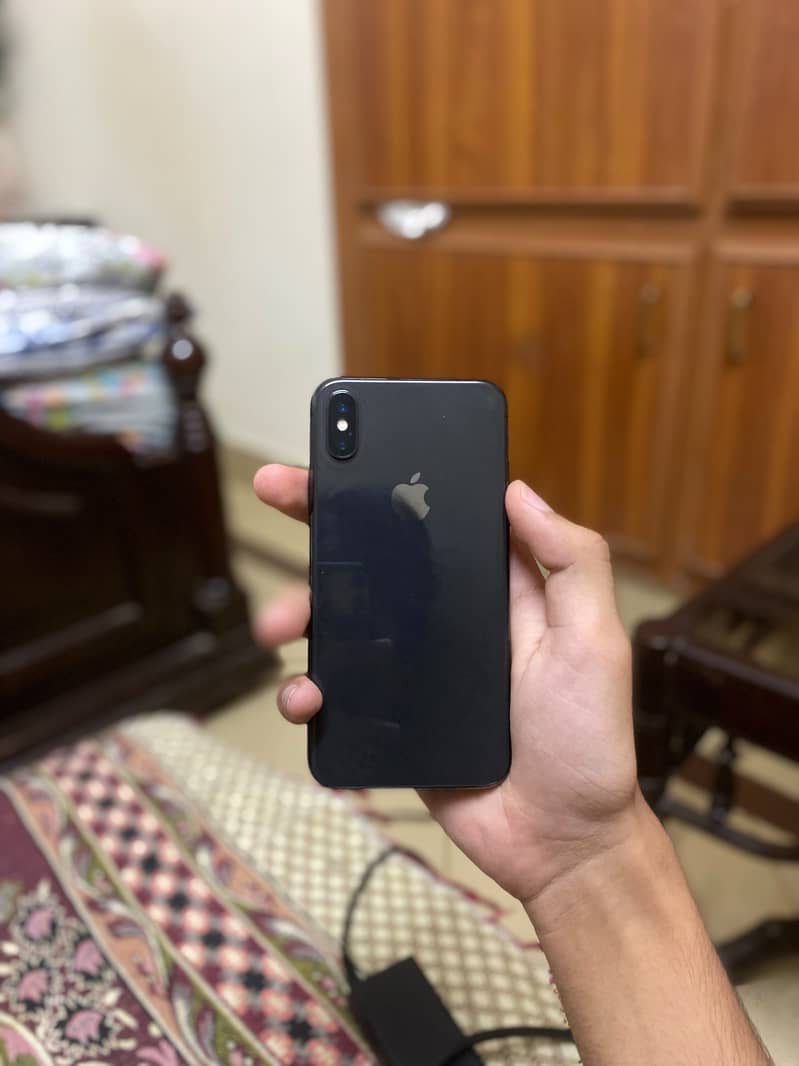 Apple iPhone X 1